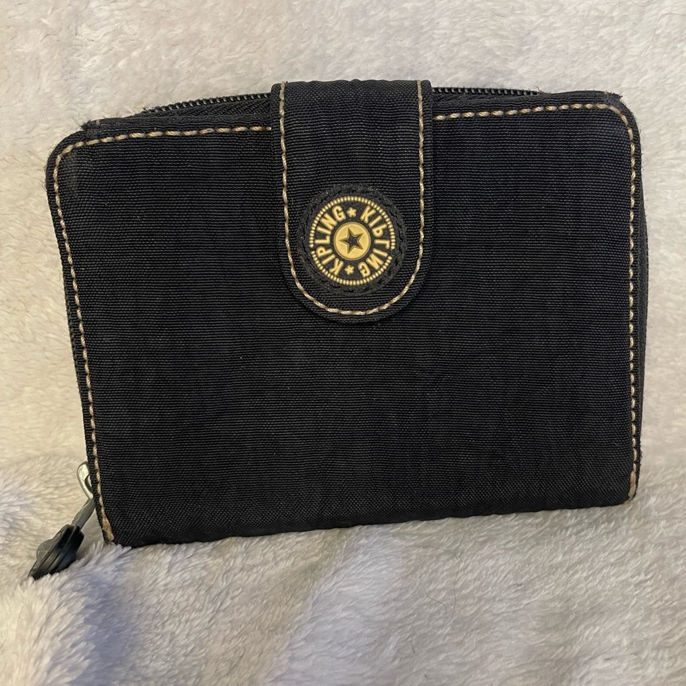 EUC Kipling black wallet Y2K Vintage